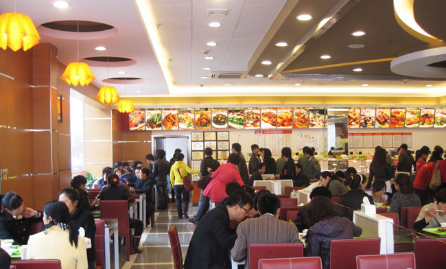 诸暨市店口镇外婆烧快餐连锁